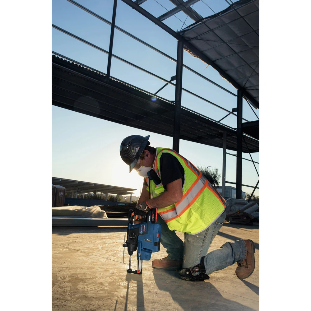 Bosch GBH18V-26K25 Bulldog 18V Brushless Lithium-Ion 1 In. Cordless SDS-plus Rotary Hammer Kit With 2 Batteries (4 Ah) 9 Bosch GBH18V-26K25 Bulldog 18V Brushless Lithium-Ion 1 In. Cordless SDS-plus Rotary Hammer Kit With 2 Batteries (4 Ah) - Image 9