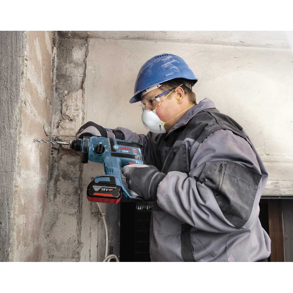 Factory Reconditioned Bosch RHH181-01-RT 18V Cordless Lithium-Ion 3/4 In. SDS-Plus Rotary Hammer With FatPack Batteries 5 Factory Reconditioned Bosch RHH181-01-RT 18V Cordless Lithium-Ion 3/4 In. SDS-Plus Rotary Hammer With FatPack Batteries - Image 5